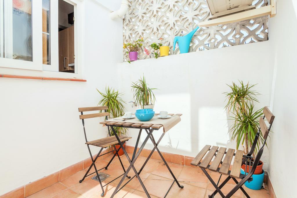 Apartamento Hostly Sierpes 3 Renewed Families-Fibre-Parking Optional Sevilla Exterior foto