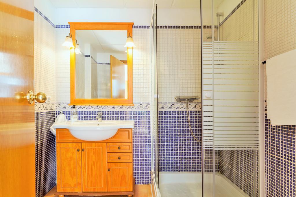 Apartamento Hostly Sierpes 3 Renewed Families-Fibre-Parking Optional Sevilla Exterior foto