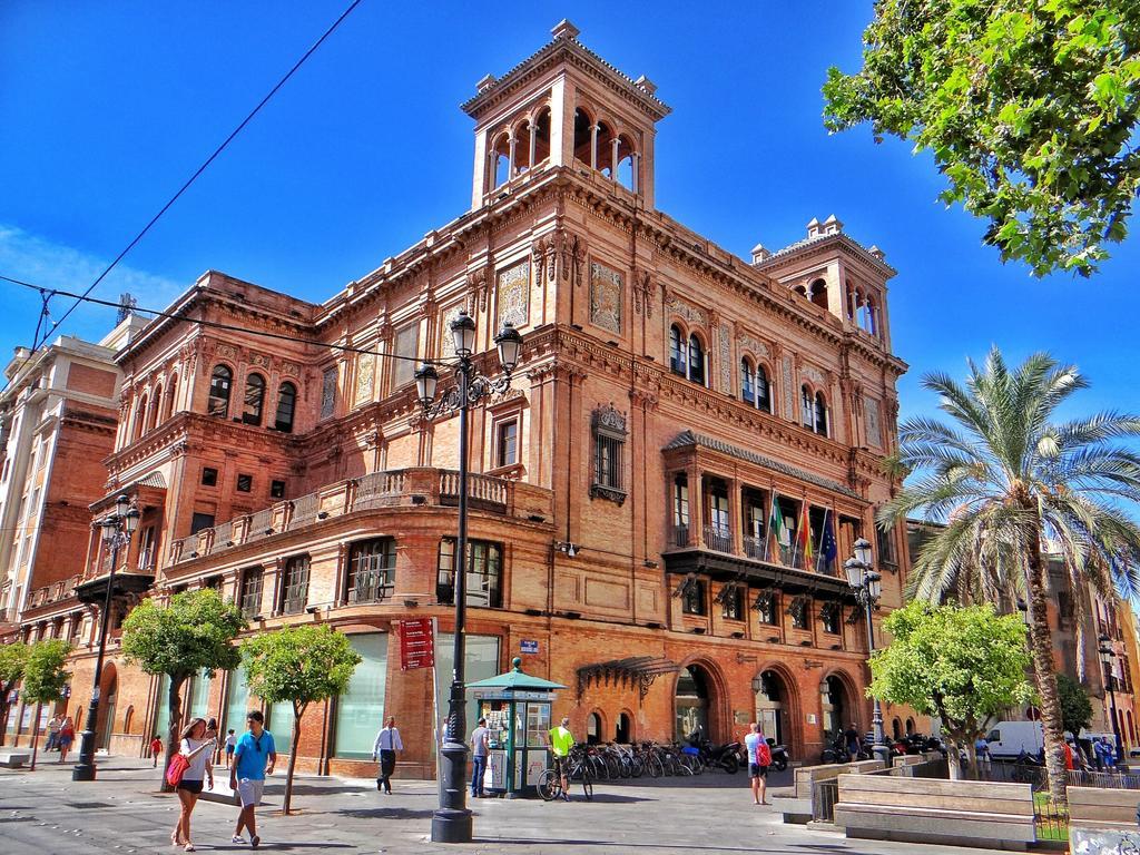 Apartamento Hostly Sierpes 3 Renewed Families-Fibre-Parking Optional Sevilla Exterior foto